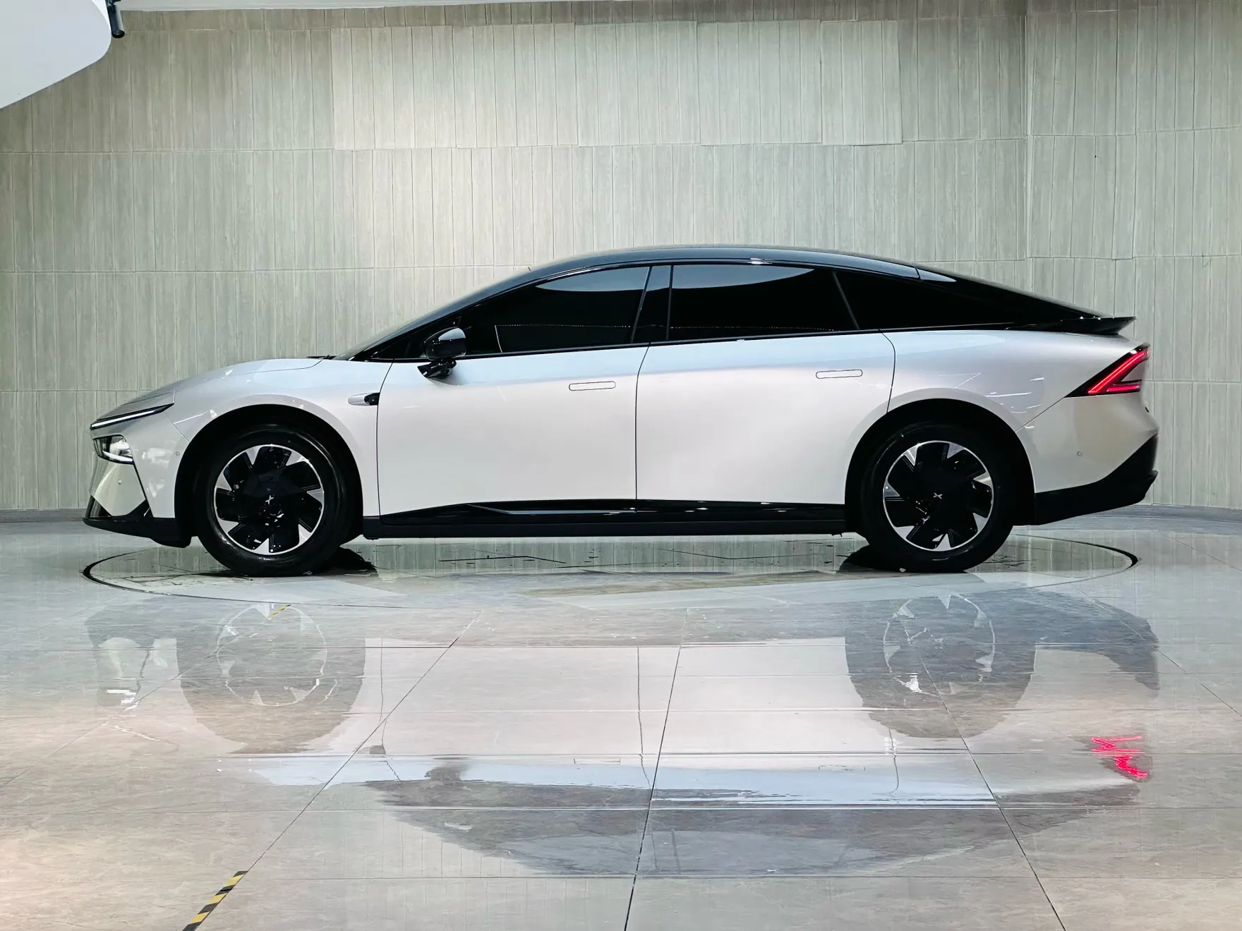 Xpeng P7, 2024 6
