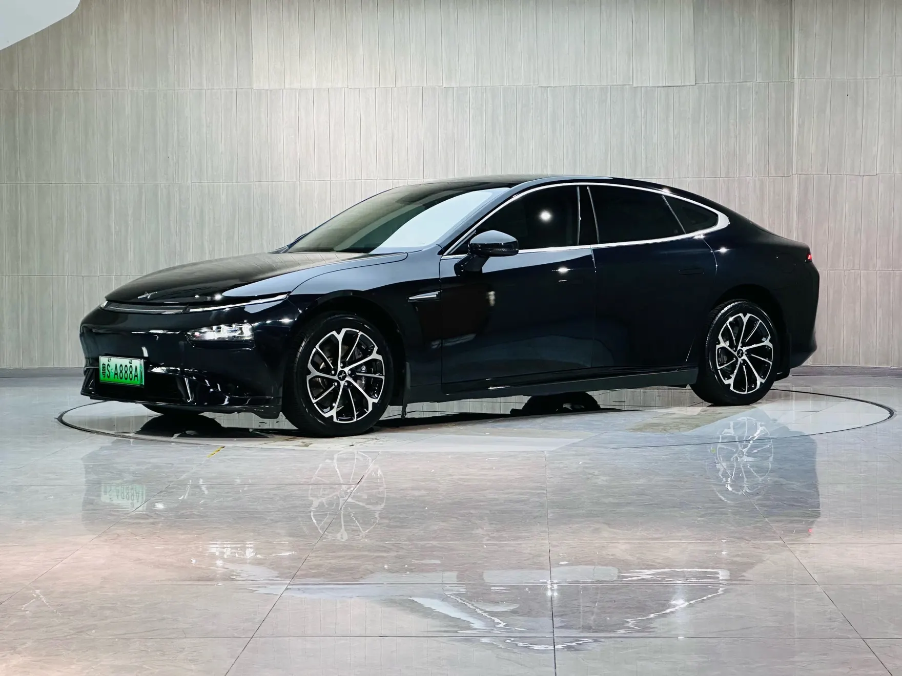 Xpeng P7