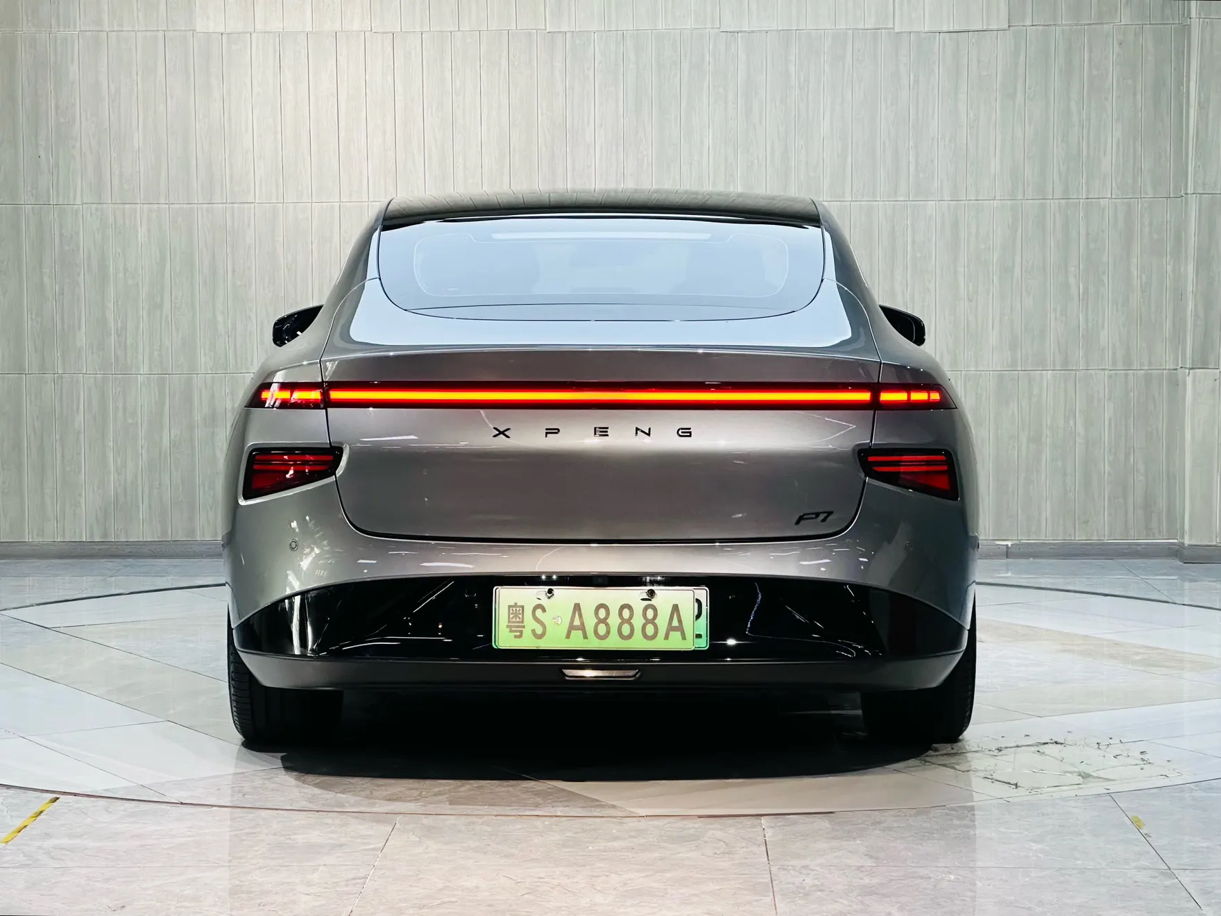 Xpeng P7, 2021 4