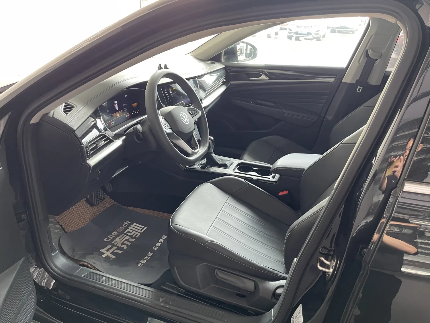 Volkswagen Passat, 2025 18
