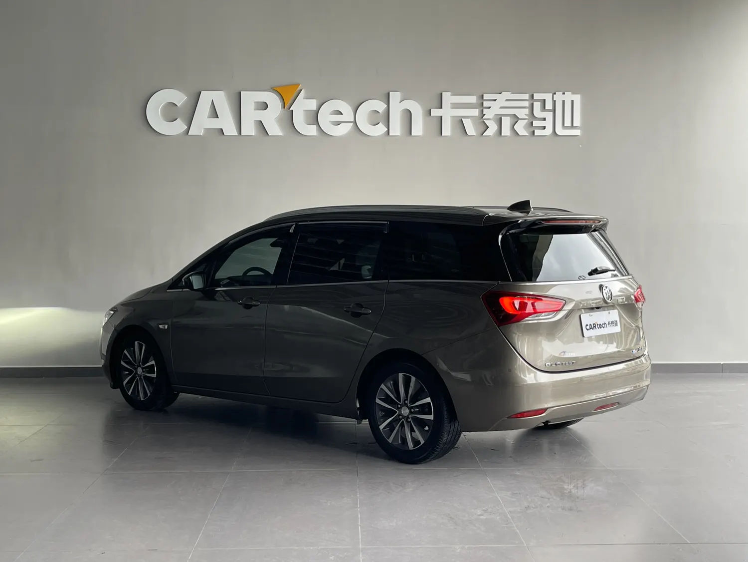 Buick GL6, 2022 7