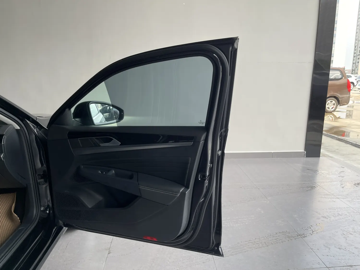Volkswagen Passat, 2025 17