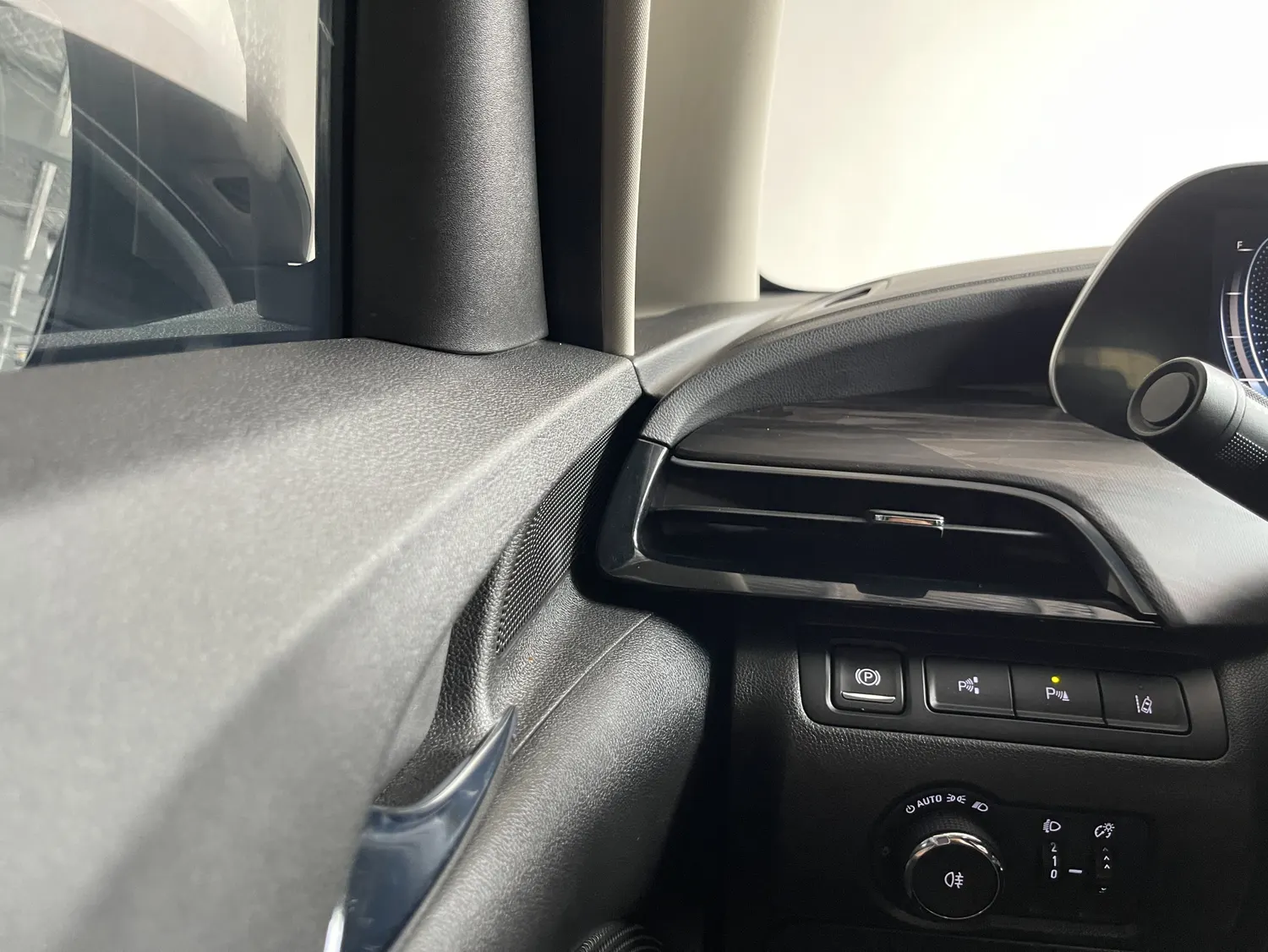 Buick GL6, 2022 29