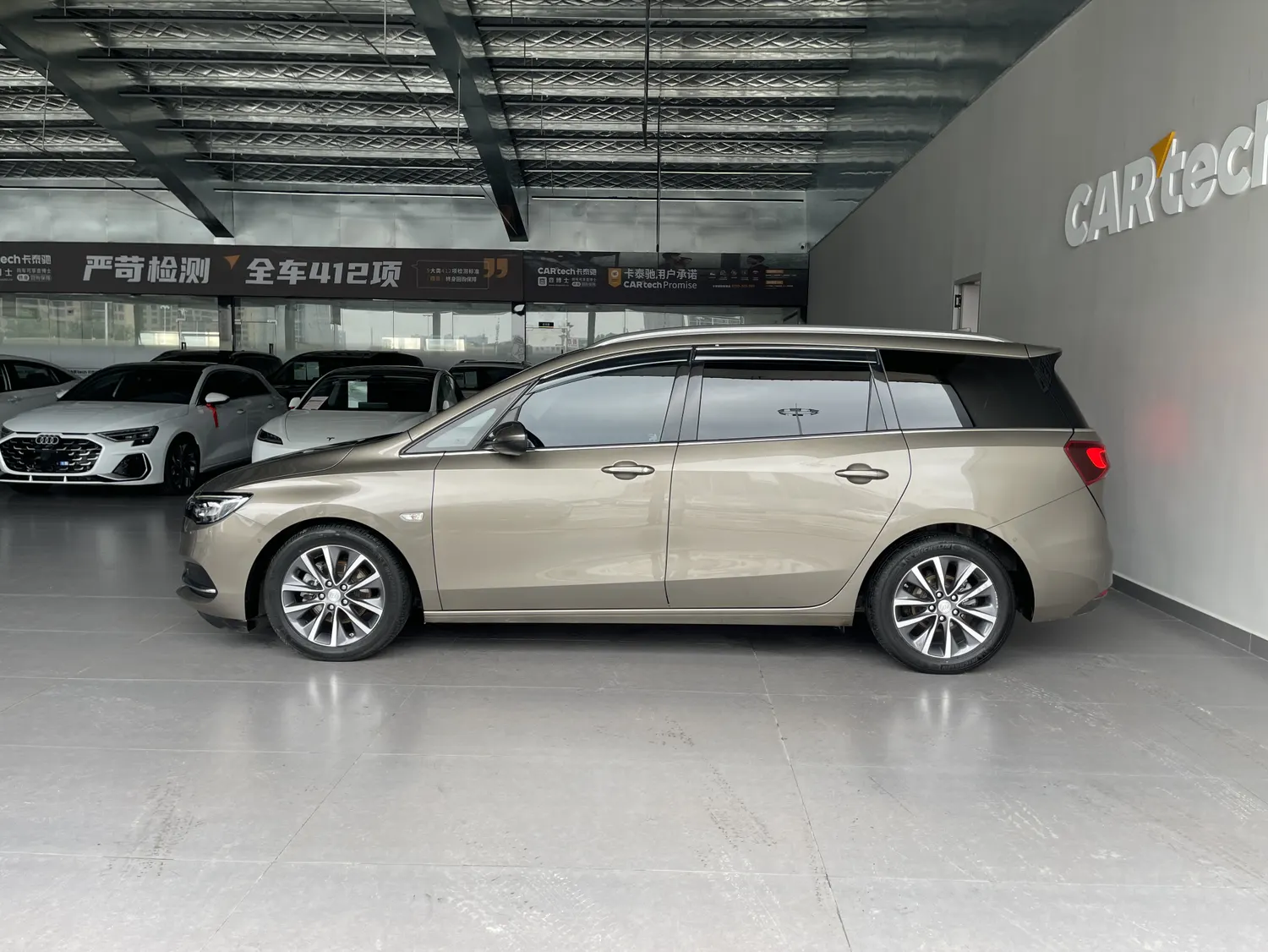 Buick GL6, 2022 8