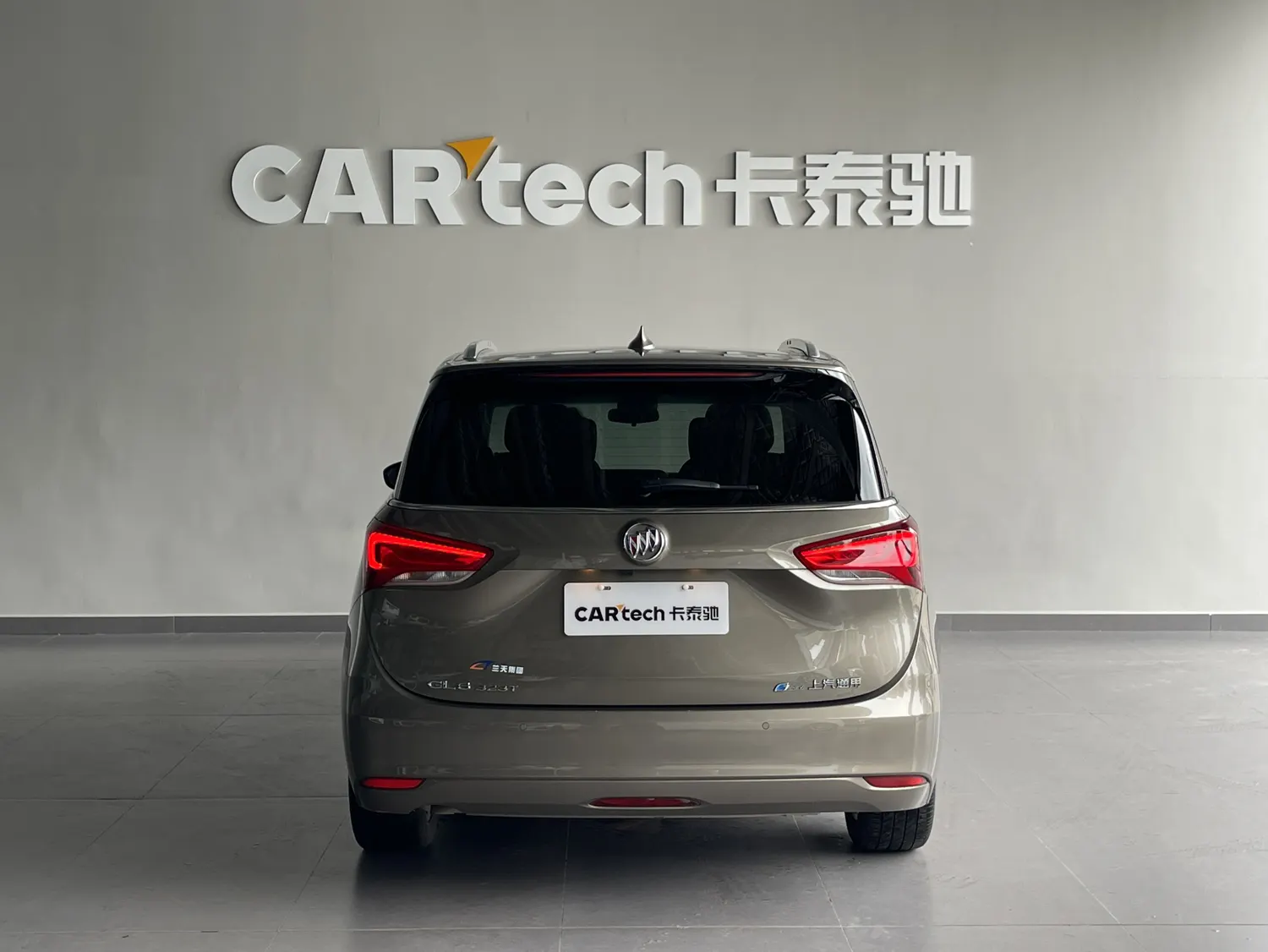 Buick GL6, 2022 6