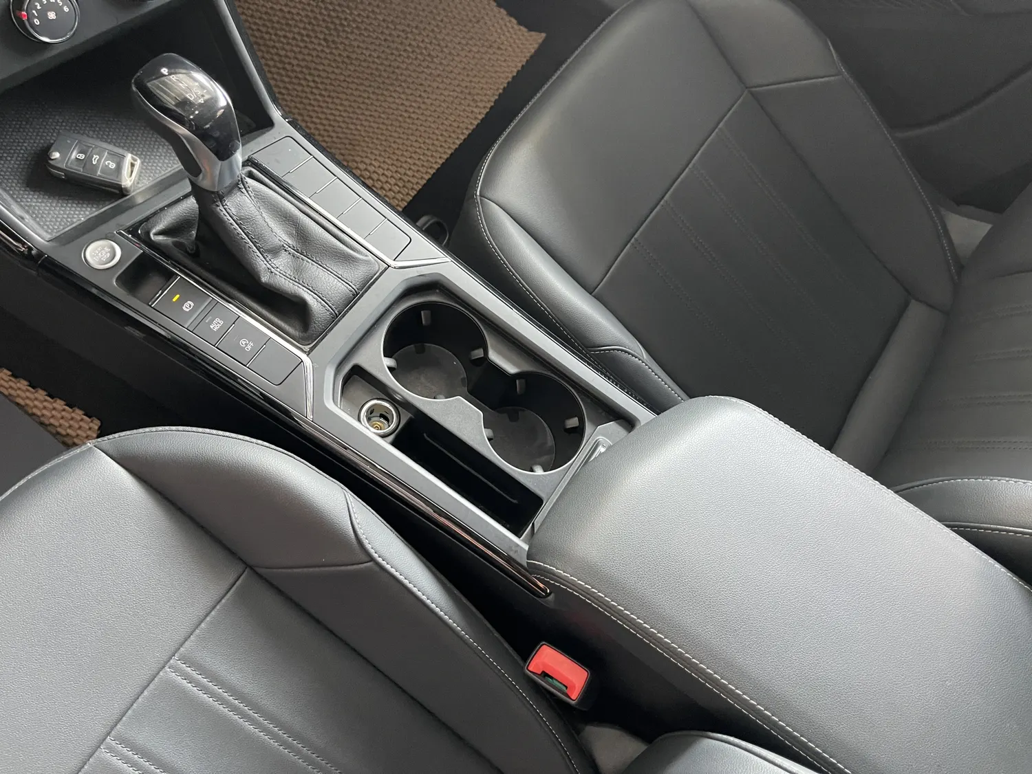 Volkswagen Passat, 2025 22