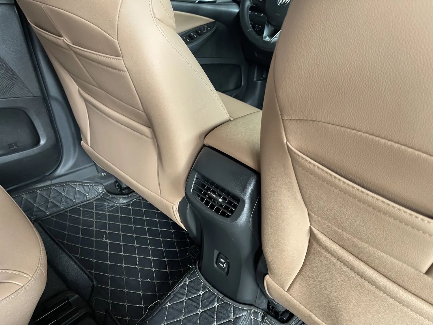 Buick GL6, 2022 34