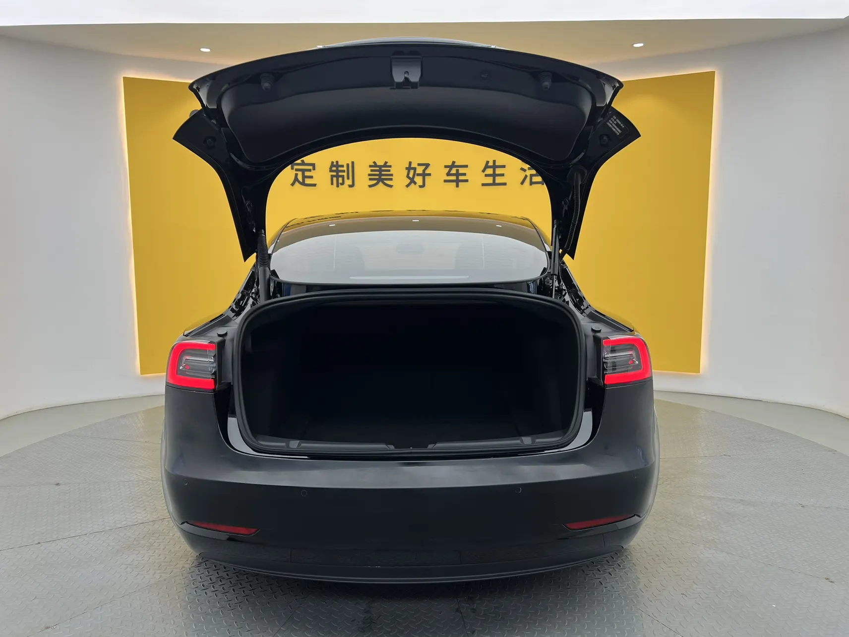 Tesla Model 3, 2021 14