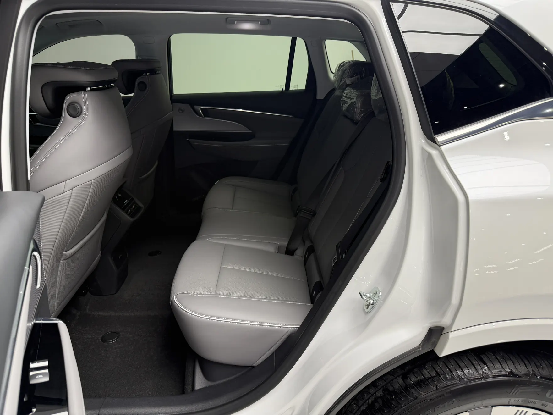 Buick E5, 2025 13