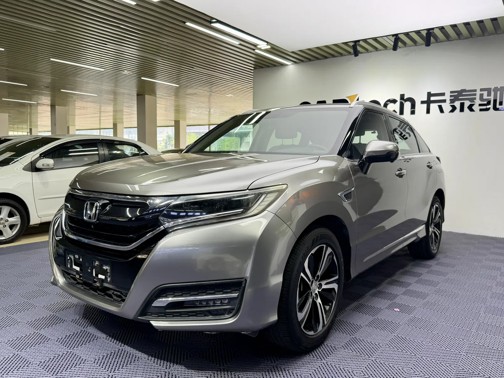 Honda UR-V