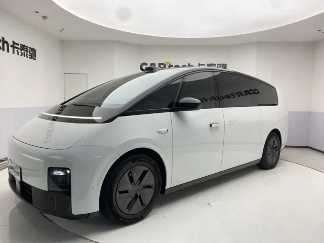Li Auto (Lixiang) Mega