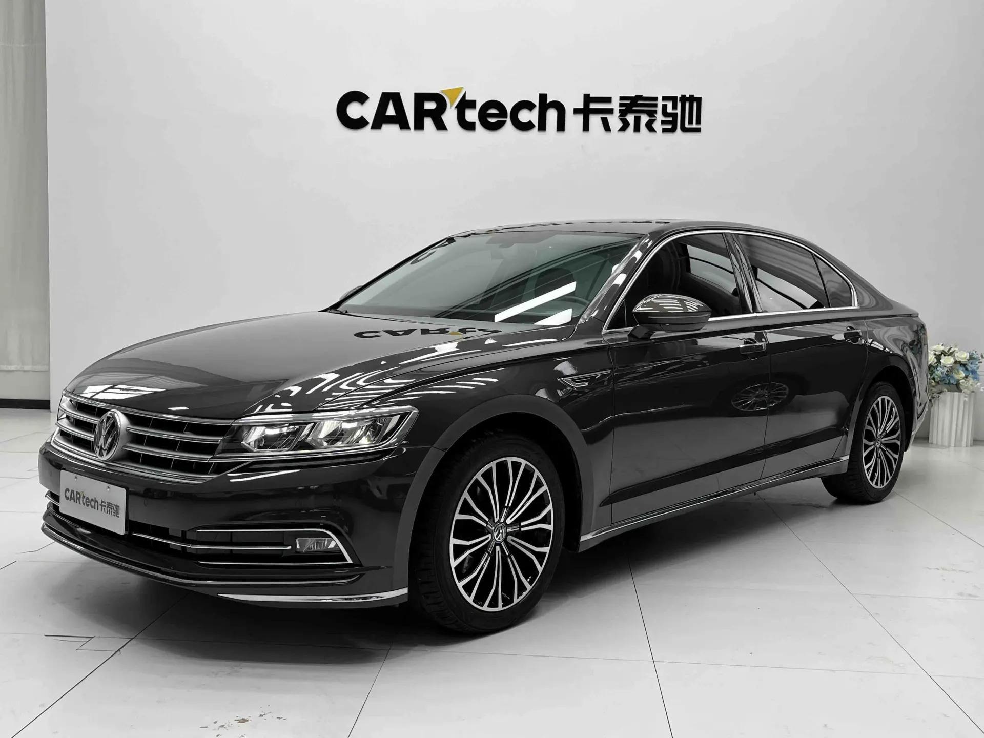 Volkswagen Phideon