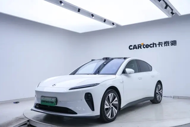 Nio ET5