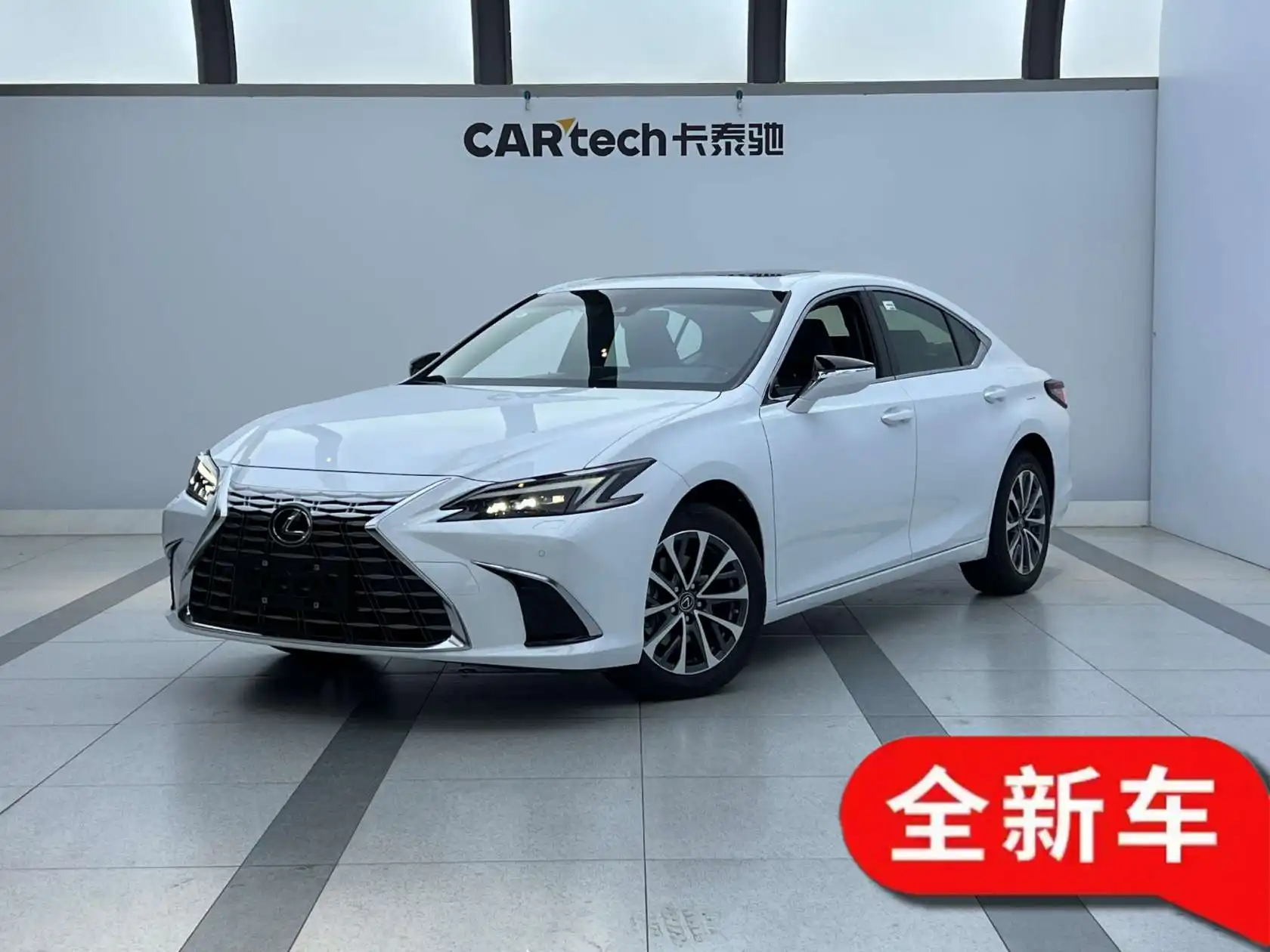 Lexus ES